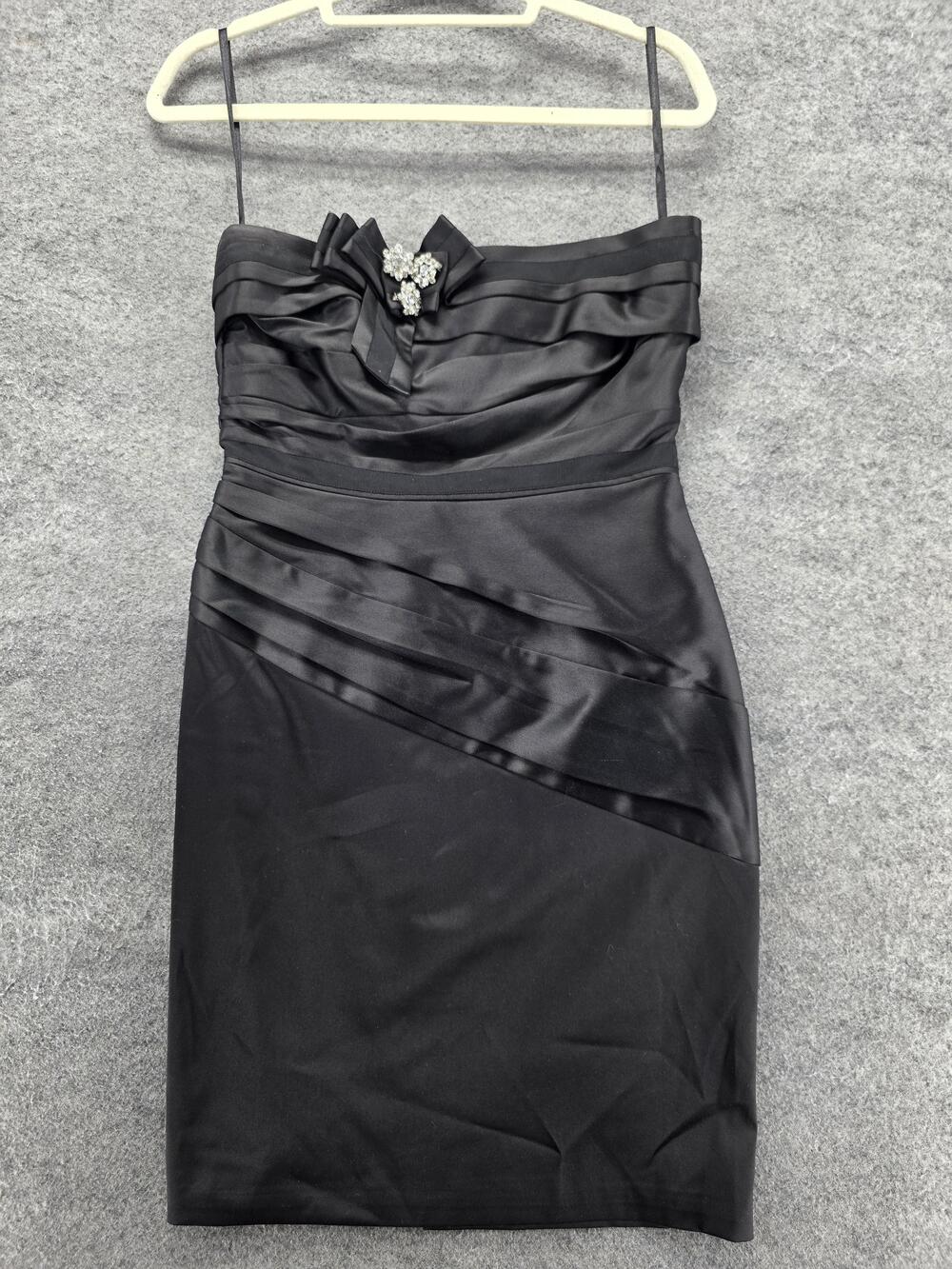 White House Black Market Dress Womens 2 Black Sheath Knee Length Sweetheart